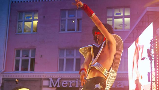 Kereel "Your Daddy" Blumenkrants of Russia (on the top) performs on stage during the 2015 Air Guitar World Championships in Oulu, Finland on August 28, 2015. AFP PHOTO / LEHTIKUVA / MIKKO TÖRMÄNEN FINLAND OUT