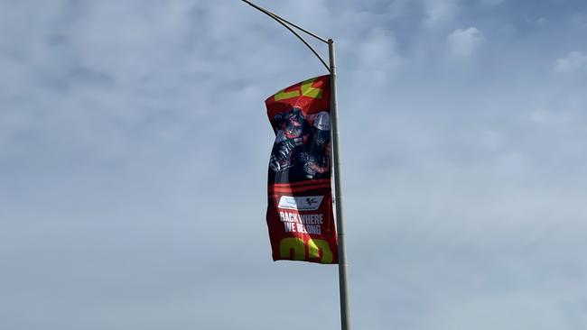 Flags on the Phillip Island bridge for the motogp have been blown away in wild weather.