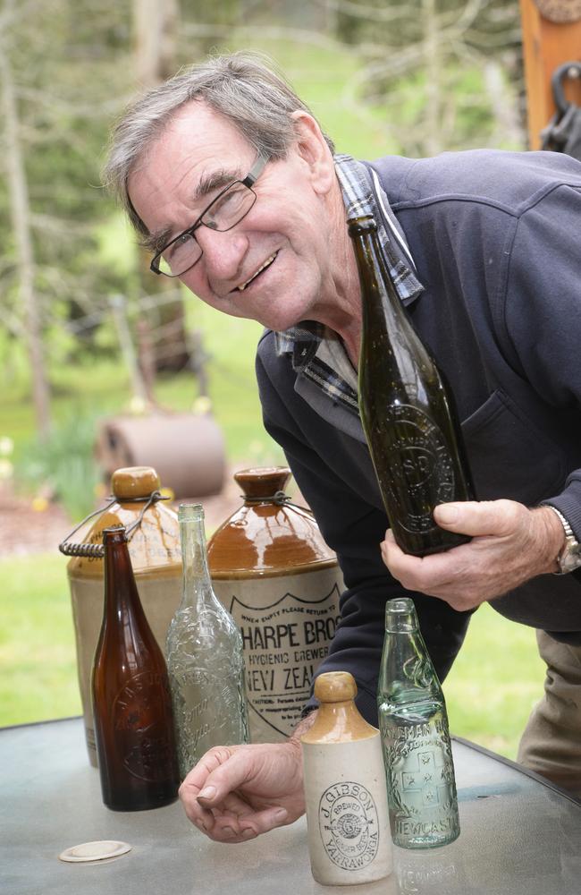 Collectors big for rare beer bottles | Weekly Times