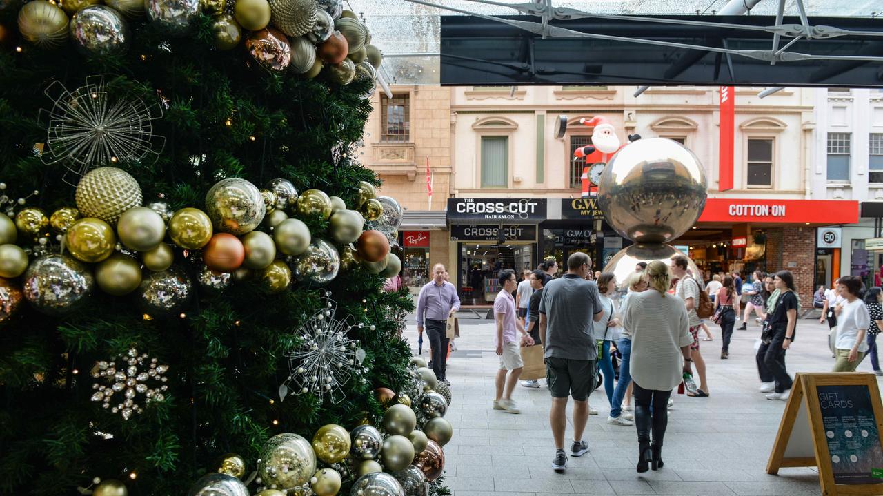 Australians are rushing to finalise home-buying decisions before Christmas. Picture: NCA NewsWire / Brenton Edwards