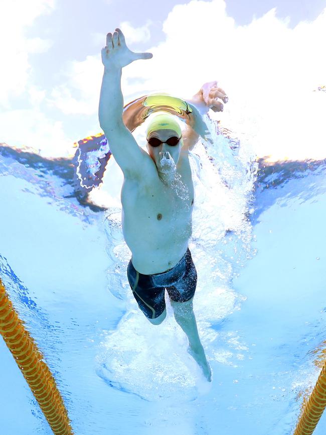 Mack Horton wins his 400m freestyle heat this morning. Photo: Getty Images