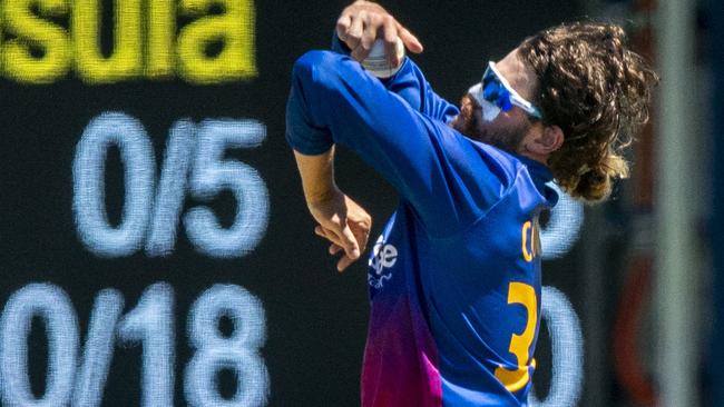 Premier Cricket: Frankston Peninsula v Fitzroy-Doncaster. Jack Conroy bowling for Frankston. Picture: Valeriu Campan