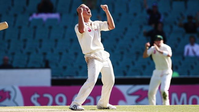 Nathan Hauritz played the game of his life on the SCG when he bagged five wickets against Pakistan.