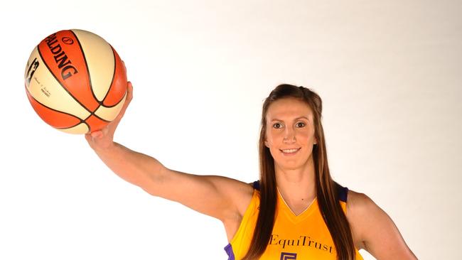 Jennifer Hamson heading to Australia to join the Sydney University Flames.