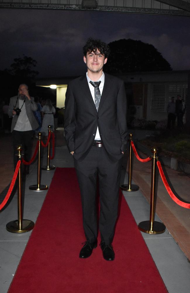 Students arrive at Noosa District State High School formal.