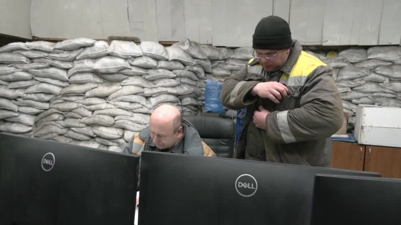 As missiles hit Ukraine's grid, power plant workers fight on