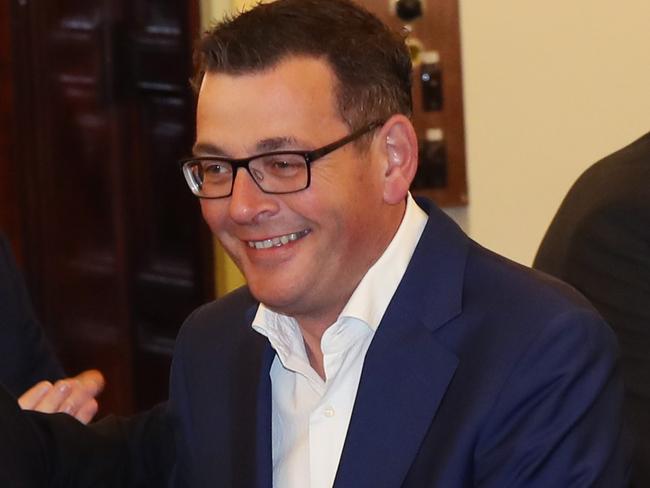 Members of the Victorian Labor Party applaud Premier Daniel Andrews as he arrives at the Victorian Parliament House in Melbourne, Tuesday, November 27, 2018. (AAP Image/David Crosling) NO ARCHIVING