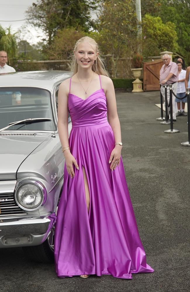 Students arriving in style for the 2024 Glasshouse Christian College formal at Flaxton Gardens.