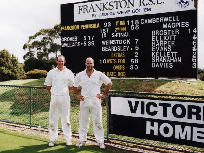 Cameron Wallace (right) with his Heat fast bowling partner Darren Groves (left).