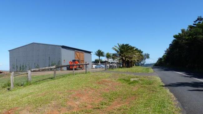 The entrance to the property, from Bangalow Rd.
