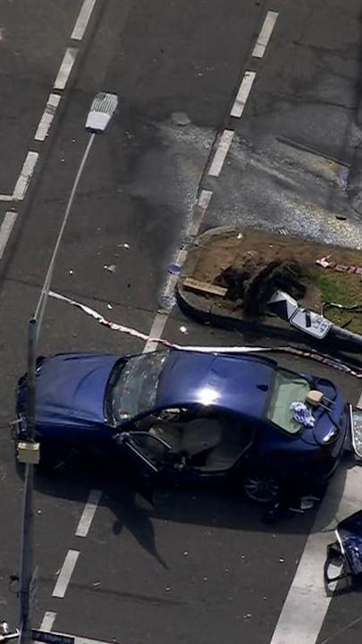 Warning graphic: CCTV footage of the fatal Lygon St crash that killed Katherine Osborne