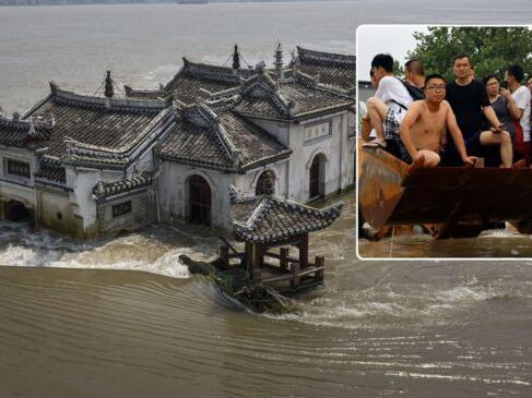 'It's all gone': floods in southern China devastate residents