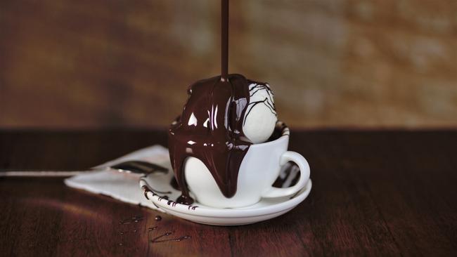 WCD: Max Brenner at Tuggerah bring back its Baked Hot Chocolate to celebrate World Chocolate Day.