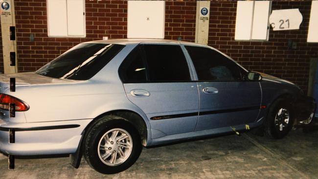 Robert Sabeckis’ abandoned Ford Falcon.