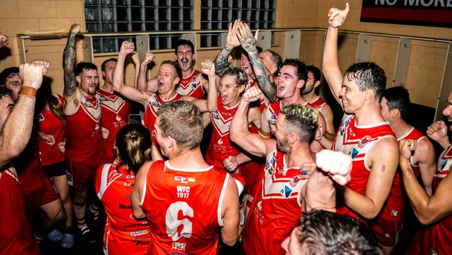 Waratah celebrate their win over Southern Districts in the 2022-23 NTFL semi-final. Picture: Patch Clapp / AFLNT Media