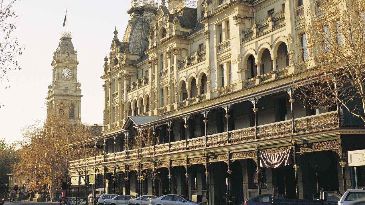 Bendigo’s Shamrock Hotel, an ornate Gold Rush-era hotel on the grand boulevard Pall Mall, the city’s main street. Picture: Tourism Victoria