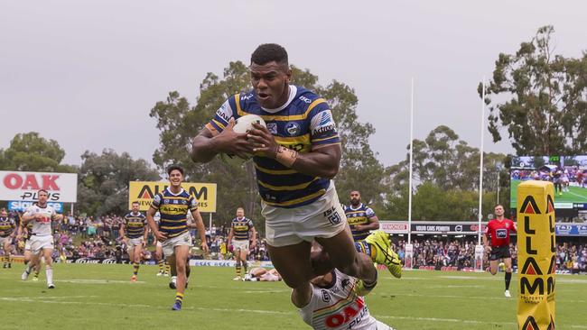 Maika Sivo of the Eels dives over to score but it is disallowed during the Round 1 NRL match between the Penrith Panthers and the Parramatta Eels at Panthers Stadium in Sydney, Sunday, March 17, 2019. (AAP Image/Craig Golding) NO ARCHIVING, EDITORIAL USE ONLY