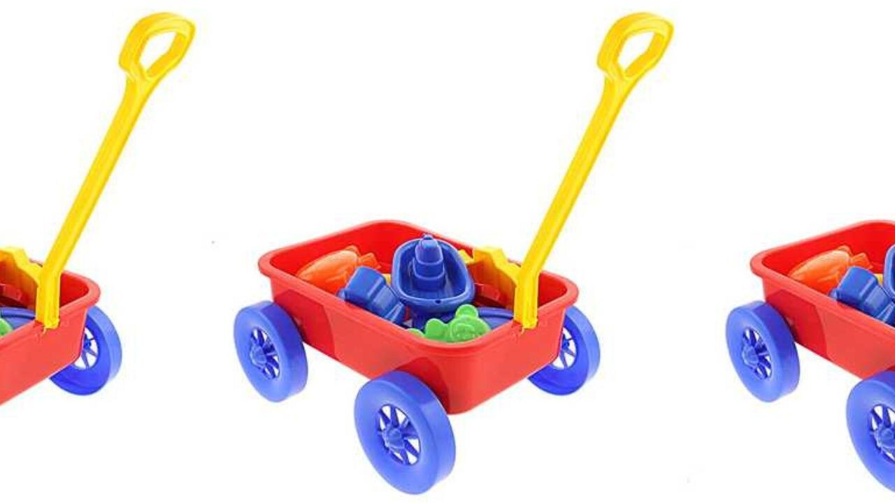 Fountain Beach Wagon Set. Picture: Big W