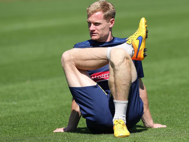 GOSFORD, AUSTRALIA - OCTOBER 23:  Matt Simon of the Mariners during a Central Coast Mariners A-League training session at Pluim Park on October 23, 2018 in Gosford, Australia.  (Photo by Tony Feder/Getty Images)