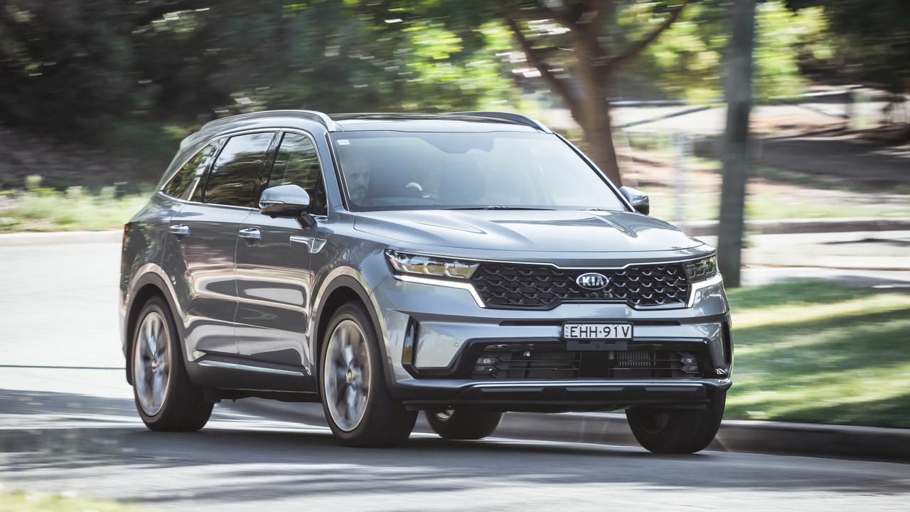 Seven-seat SUV comparison test: Kia Sorento v Hyundai Santa Fe v Mazda ...