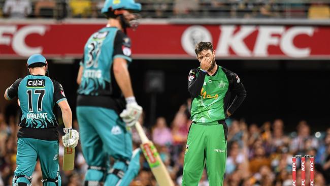 Stars captain Glenn Maxwell after being hit for 22 runs. (AAP Image/Dave Hunt) 