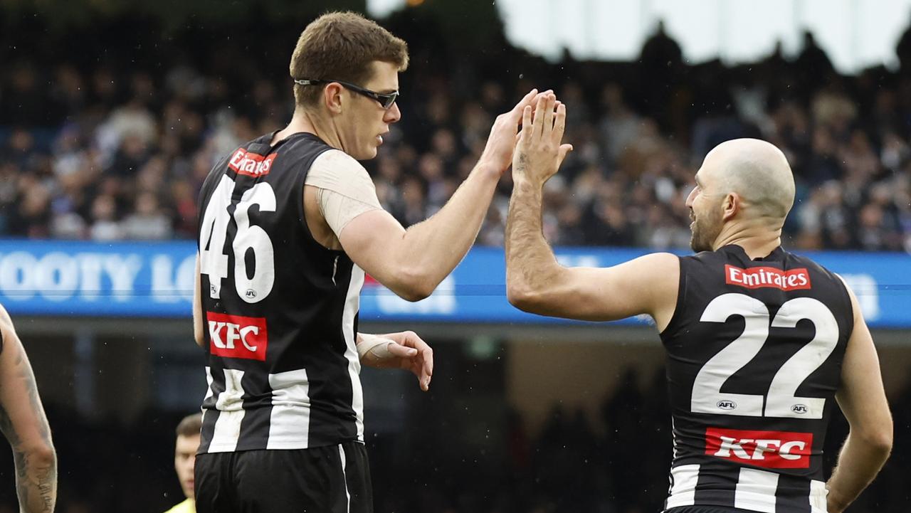 MELBOURNE, AUSTRALIA – JULY 15: Mason Cox of the Magpies celebrates a goal during the round 18 AFL match between Collingwood Magpies and Fremantle Dockers at Melbourne Cricket Ground, on July 15, 2023, in Melbourne, Australia. (Photo by Darrian Traynor/Getty Images)