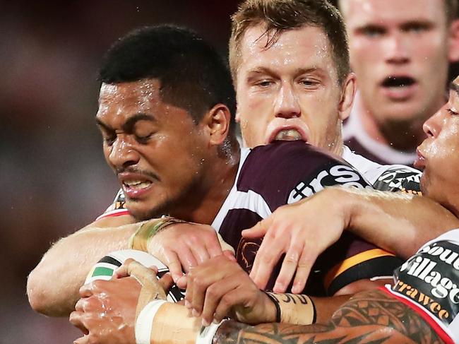 SYDNEY, AUSTRALIA - MARCH 08:  Anthony Milford of the Broncos is tackled during the round one NRL match between the St George Illawarra Dragons and the Brisbane Broncos at UOW Jubilee Oval on March 8, 2018 in Sydney, Australia.  (Photo by Matt King/Getty Images)