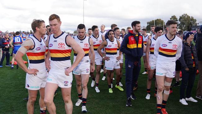 The Crows leave the field after the round 23 loss to the Western Bulldogs, which would be Don Pyke’s final match as coach. Picture: AAP Image/Scott Barbour.