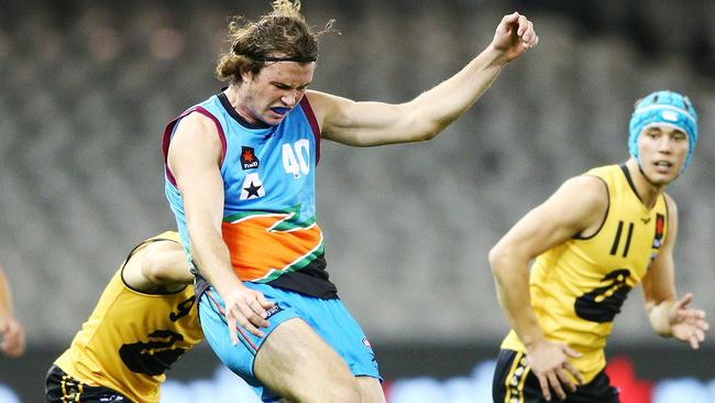 Carlingford junior Kieren Briggs is set to become the latest local western Sydney junior to graduate from the GWS Giants Academy and be drafted into the AFL. Picture: Michael Dodge/Getty Images