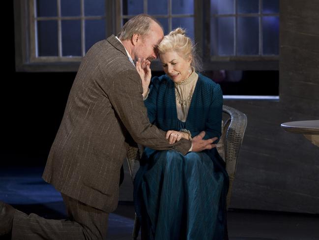 Actors William Hurt and Robyn Nevin in a scene from the production of 'Long Day's Journey Into Night' at the Sydney Theatre Company.