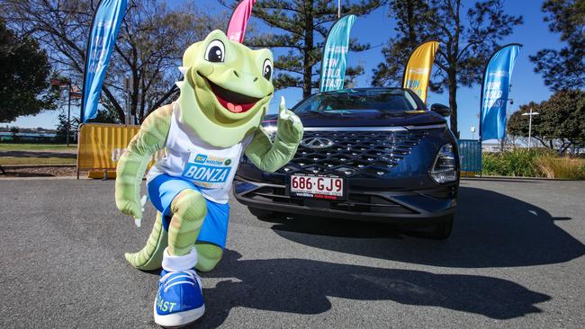 2023 Gold Coast Marathon mascot Bonza announces the Omoda 5 Chery as an event sponsor. Picture: Glenn Campbell