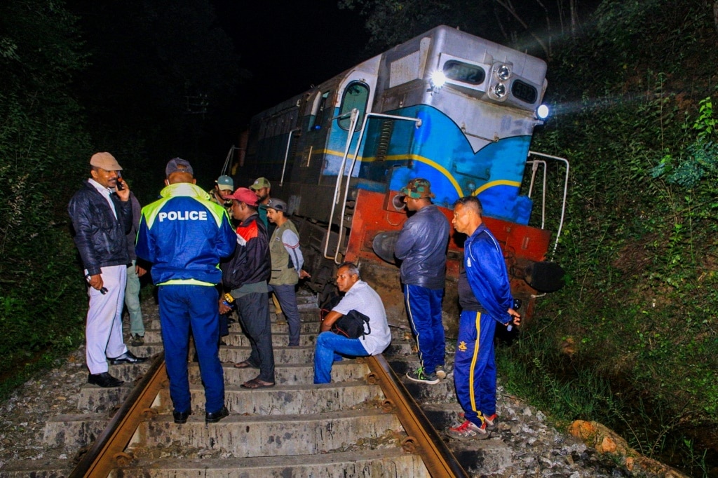 Sri Lanka train derailed after smashing into elephants