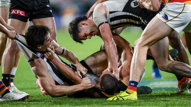 Rachele at the bottom of a Port Adelaide response. (Photo by Mark Brake/Getty Images)