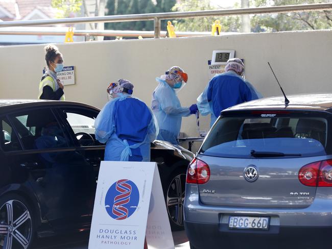 People undergo COVID-19 testing at a drive through clinic in Mosman. Picture: NCA NewsWire / Nikki Short