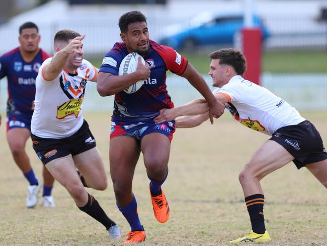 Norwin Latu fires up the Collies attack. Picture: Steve Montgomery