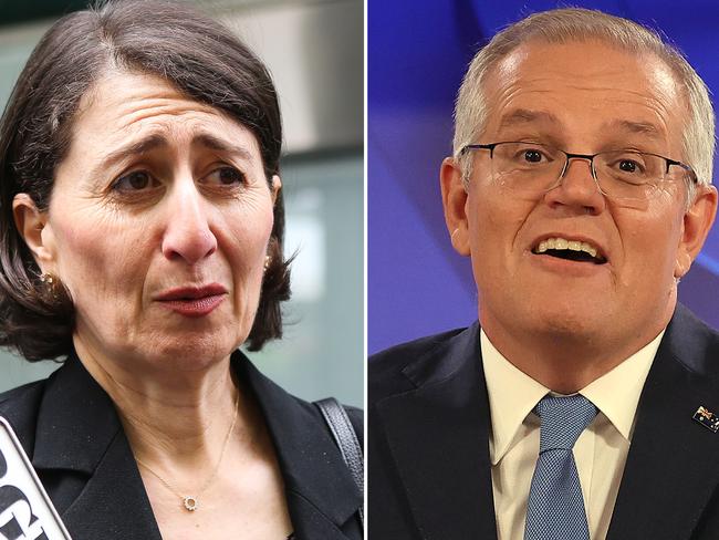 Gladys dumps on PM in leaked texts