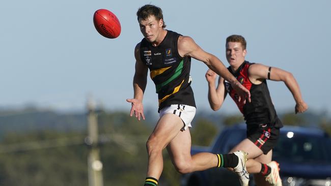 Jake Aarts on the move for Dromana against Frankston Bombers. Picture: Valeriu Campan