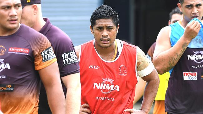 Anthony Milford at training. Broncos train at Red Hill Monday February 4, 2019. (AAP image, John Gass)