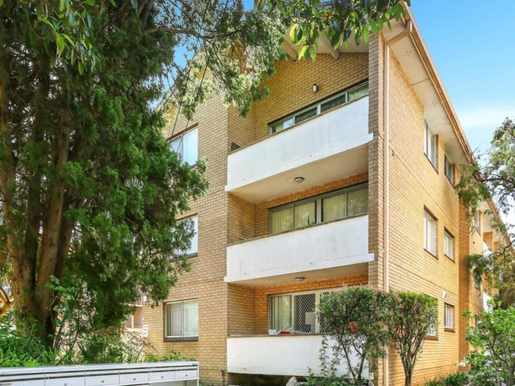 A two-bedroom unit in Orpington St, Ashfield is listed for $600 a week.