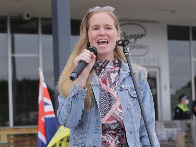 MELBOURNE, AUSTRALIA - NewsWire Photos February 27th, 2021: Anti Vaxxer protest outside Greg Hunts electoral office in Somerville. Monica SmitPicture: NCA NewsWire / Wayne Taylor