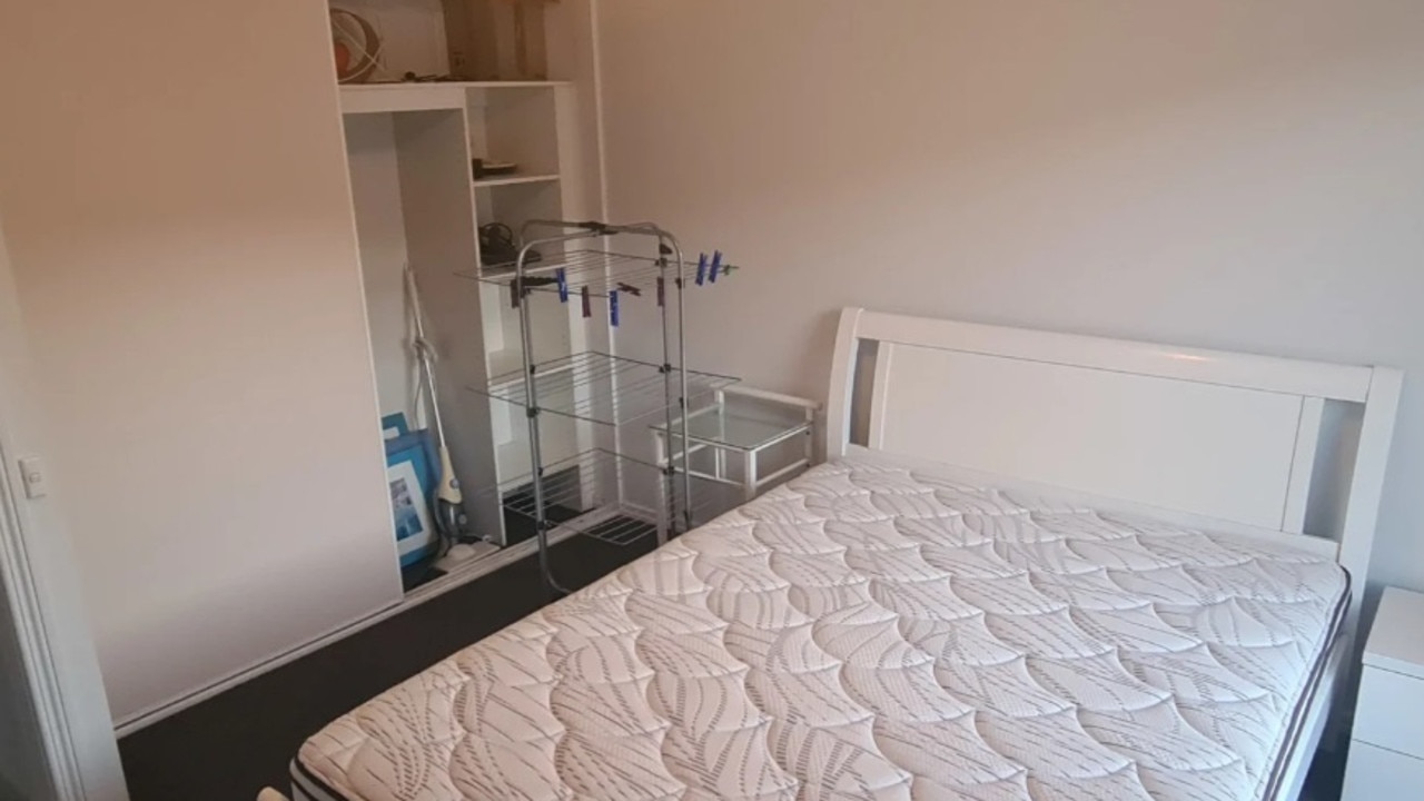 Coolum Beach - Rent: $350 a week, bills not included; Features: Private room with a shared bathroom in a three-bedroom apartment with beach views.