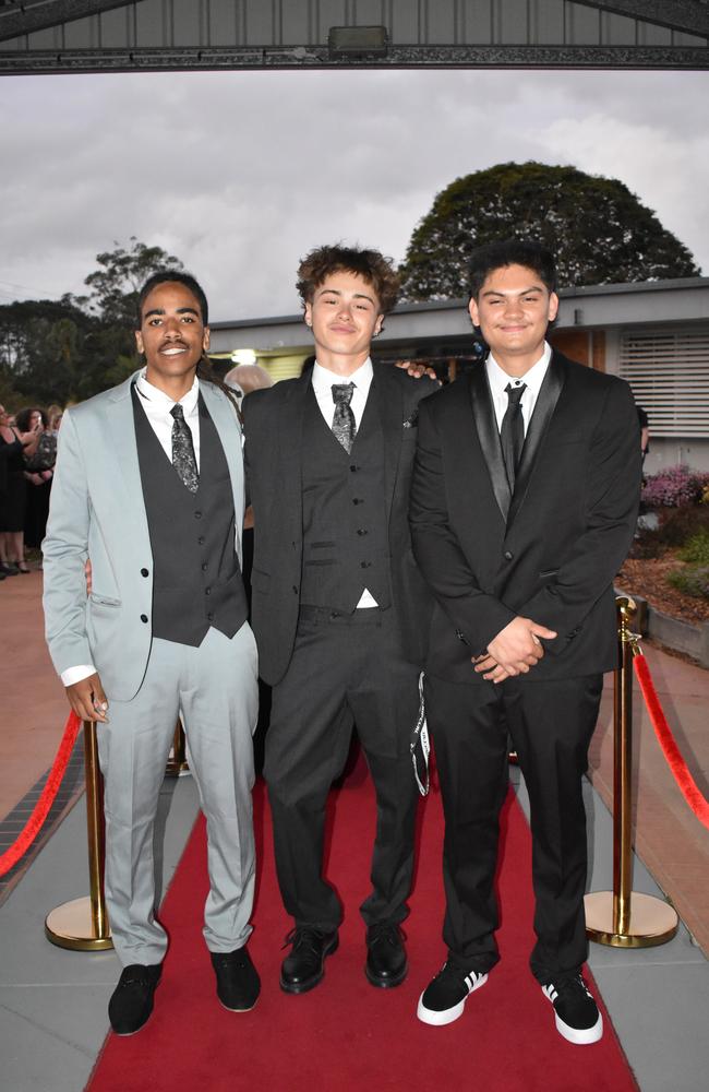 Students arrive at Noosa District State High School formal.