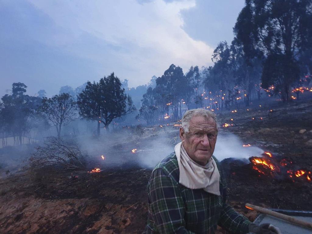 Garrie Eyles during the Pelham Road fires. Picture: JASON EYLES