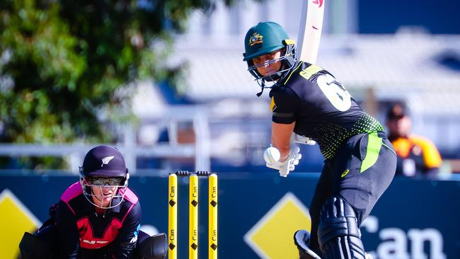 Belinda Clark Award winner Ashleigh Gardner in action (Photo by Patrick HAMILTON / AFP) /