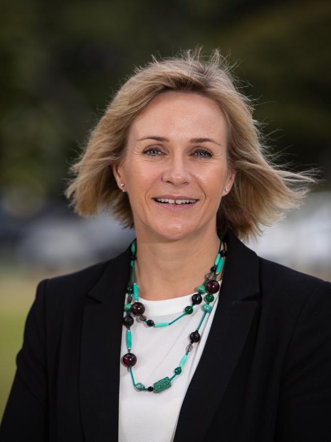 Warringah candidate Zali Steggall. Picture: (AAP Image / Julian Andrews).