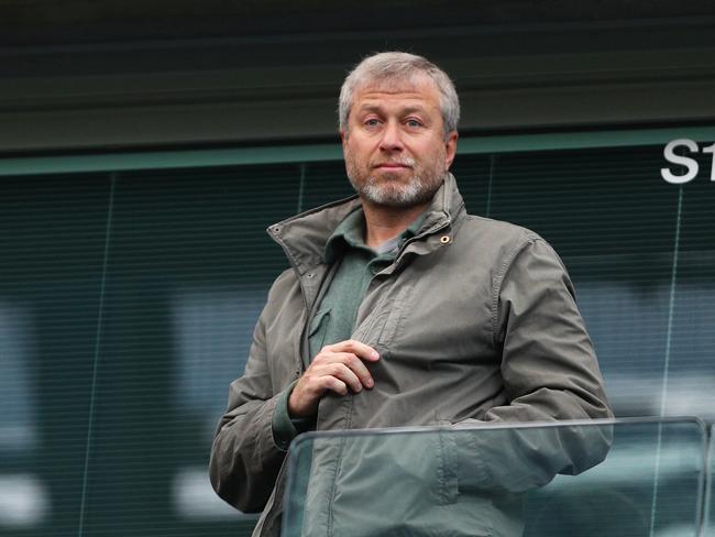 Chelsea owner Roman Abramovich wants to send racist fans on educational trips to Auschwitz.