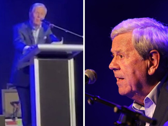 Australian TV royalty Ray Martin has unleashed on No voters, issuing them some choice words during a scathing speach.