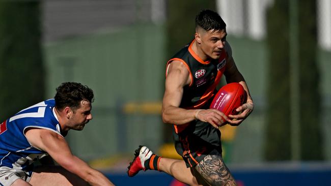 Oak ParkÃ&#149;s Cameron Milich and Keilor ParkÃ&#149;s Damien Cavka during the EDFL Division 2 Grand Final between Keilor Park and Oak Park in Essendon, Saturday, Sept. 3, 2022. Picture: Andy Brownbill