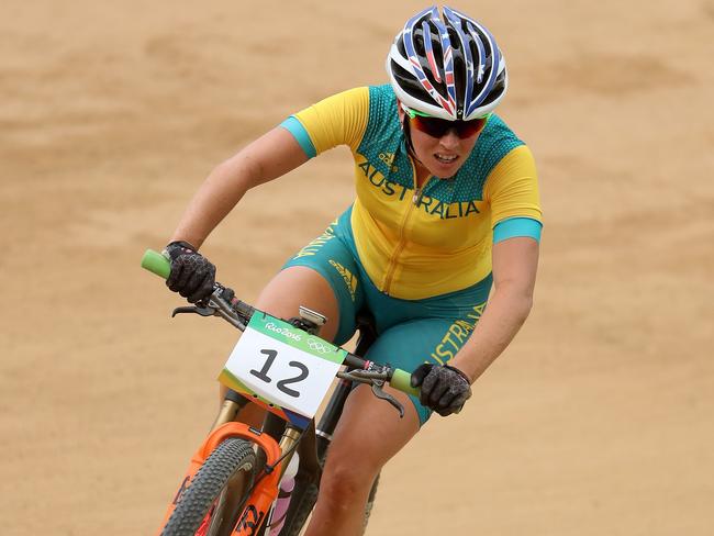 Rebecca Henderson was forced to withdraw from the mountain bike race