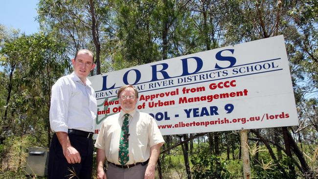  (L-R) Stuart Robert MP and Pastor Greg Vangsness on the site of the Lords Lutheran Ormeau River Districts School in 2008. 